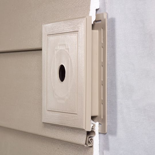 Mastic Universal J-Block Square Mounting Block — ACOUNIBLOCKT8