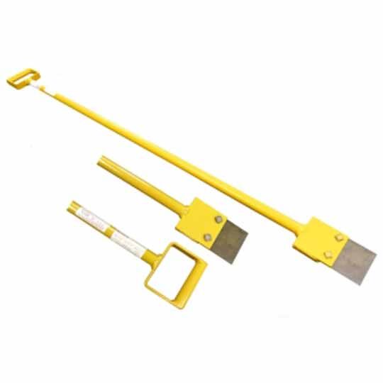 Roofmaster 3-1/2" D-Handle Scraper Bar
