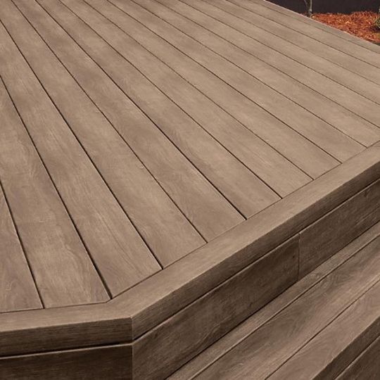 Royal Building Products 5/4" x 6" x 20' Zuri Grooved Deck Board — ROYZDG54620WG