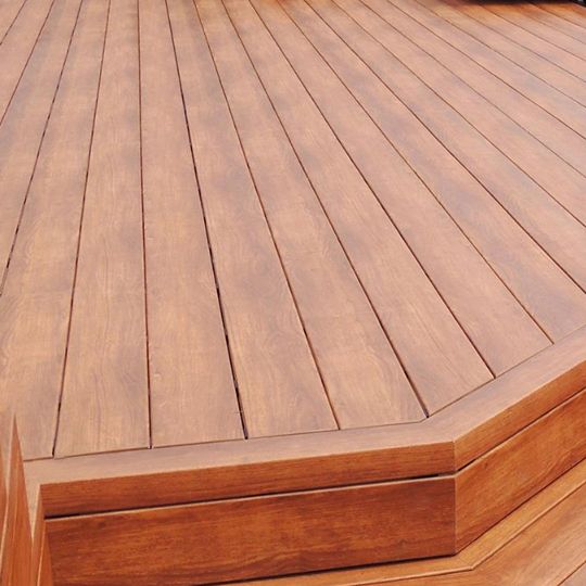 Royal Building Products 5/4" x 6" x 12' Zuri Grooved Deck Board — ROYZDGV54612WA